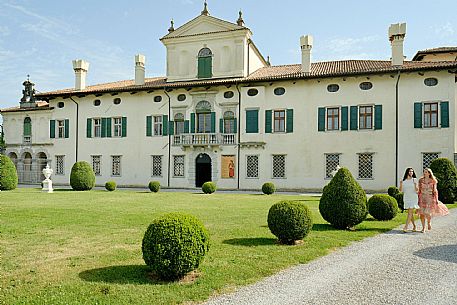 Villa De Claricini Dornpacher