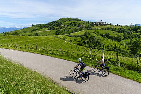 Cyclists near Rosazzo Abbey