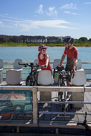 Cyclists on the X River boat.