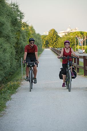 Cyclists on the cicle path.