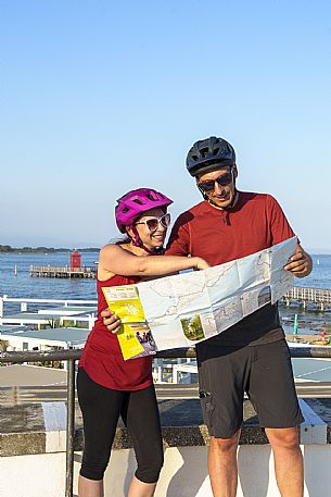 Cyclists looking at the map.