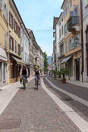 Cyclists in Rastello street