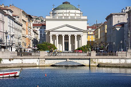 Cyclists on the Canal Grande