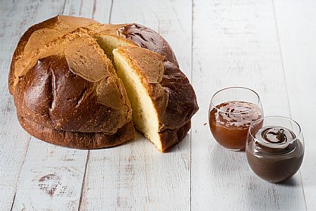 Pinza Goriziana o Focaccia 