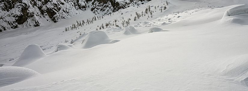 A suggestive view of Mount Siera in winter look 