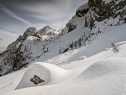 A suggestive view of Mount Siera in winter look 