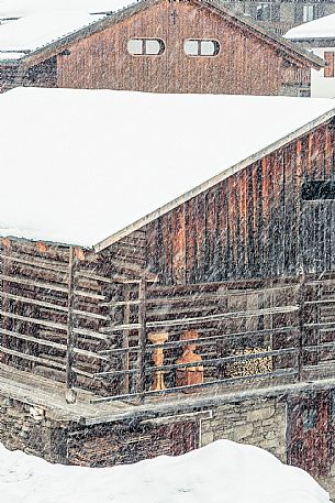 Typical village of Sauris di Sopra in winter