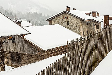 Typical village of Sauris di Sopra in winter