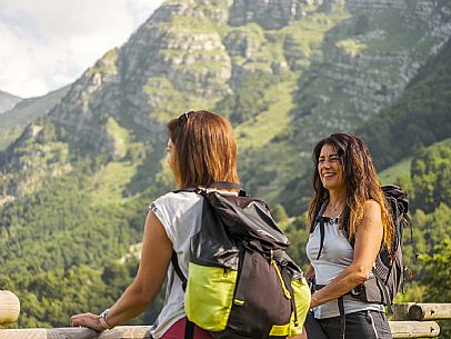 Friends trekking in the Julian Prealps Park, from Coot hut to Canin hut. Julian Prealps Natural Park. MABUNESCO