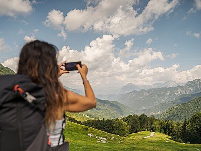 Friends trekking in the Julian Prealps Park, from Coot hut to Canin hut. Julian Prealps Natural Park. MABUNESCO