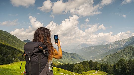 Friends trekking in the Julian Prealps Park, from Coot hut to Canin hut. Julian Prealps Natural Park. MABUNESCO