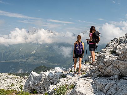 Trekking from the Celsio Gilberti Refuge, along the Bila Peč botanical path and further along the path that leads to the Marussic bivouac, on the suggestive karst plateau of Foran dal Mus. Prealpi Giulie Natural Park, MAB Unesco.