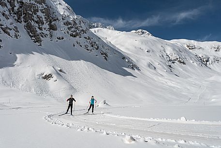 Cross country skiing. Cross-country trail Prevala at Sella Nevea, below the Gilberti refuge.
The 