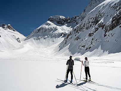 Cross country skiing. Cross-country trail Prevala at Sella Nevea, below the Gilberti refuge.
The 