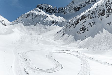 Cross country skiing. Cross-country trail Prevala at Sella Nevea, below the Gilberti refuge.
The 