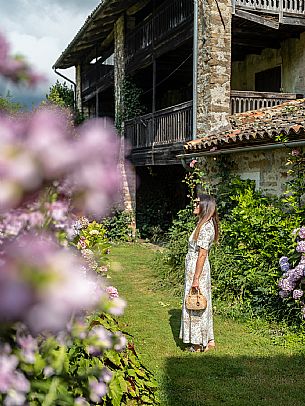 Walking in the Friulian Dolomites, in the villages of Frisanco and Poffabro, considered among the most beautiful villages in Italy