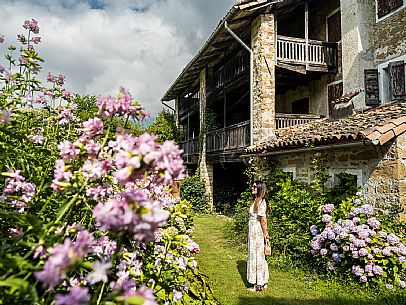 Walking in the Friulian Dolomites, in the villages of Frisanco and Poffabro, considered among the most beautiful villages in Italy