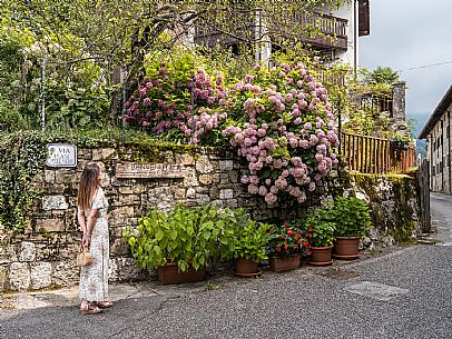 Walking in the Friulian Dolomites, in the villages of Frisanco and Poffabro, considered among the most beautiful villages in Italy