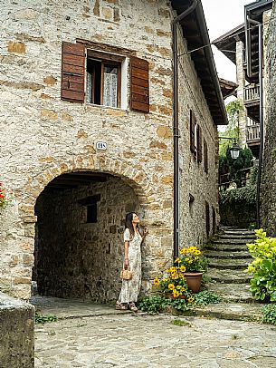 Walking in the Friulian Dolomites, in the villages of Frisanco and Poffabro, considered among the most beautiful villages in Italy