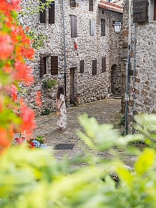 Walking in the Friulian Dolomites, in the villages of Frisanco and Poffabro, considered among the most beautiful villages in Italy