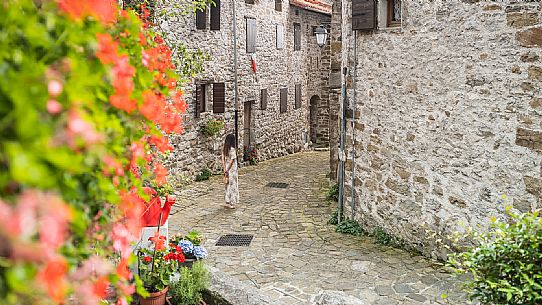 Walking in the Friulian Dolomites, in the villages of Frisanco and Poffabro, considered among the most beautiful villages in Italy