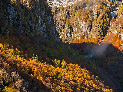 Autumn atmospheres and colours in Piancavallo