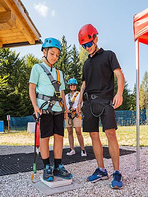 Fun Area dell'Angelo di Tarvisio: for young and old, an area that offers various activities and all within easy reach: zipline, bobsleigh on rails, bike park, animal trail, footpath and park for children