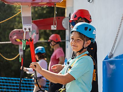 Fun Area dell'Angelo di Tarvisio: for young and old, an area that offers various activities and all within easy reach: zipline, bobsleigh on rails, bike park, animal trail, footpath and park for children