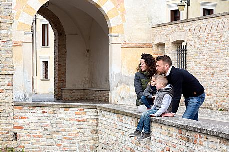 Family with kids visiting Sesto al Reghena.