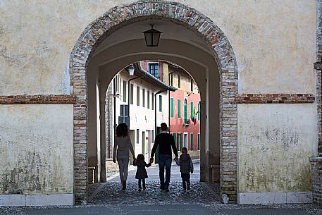 Family with kids visiting Sesto al Reghena.