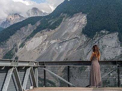 The Nuovo Spazio di Casso is an experimental Centre for Contemporary Mountain and Landscape Culture. Friulian Dolomites Natural Park.