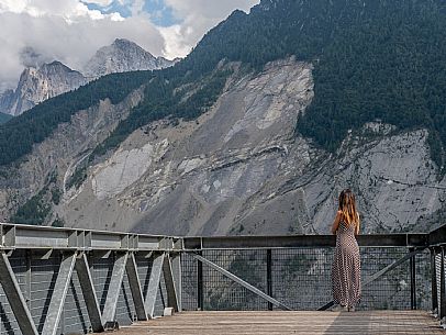 The Nuovo Spazio di Casso is an experimental Centre for Contemporary Mountain and Landscape Culture. Friulian Dolomites Natural Park.