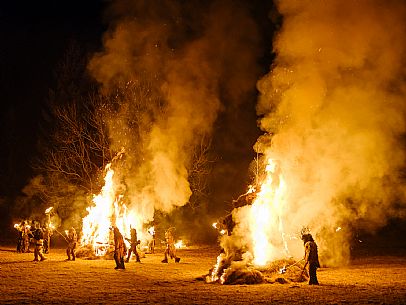 Krampus and St Nicholas, the tradition of 5 December in Tarvisio. Here in Rutte Grande Krampus and St Nicholas, the tradition of 5 December in Tarvisio. Here in Rutte Grande