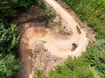 The Angel Bike Park offers a real alternative for those seeking adrenaline and fun, with two routes, Cervo for beginners and Lince, longer, for the more experienced. Tarvisio, Piana dell'Angelo. The Angel Bike Park offers a real alternative for those seeking adrenaline and fun, with two routes, Cervo for beginners and Lince, longer, for the more experienced. Tarvisio, Piana dell'Angelo.