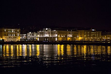 Rive di Trieste by night