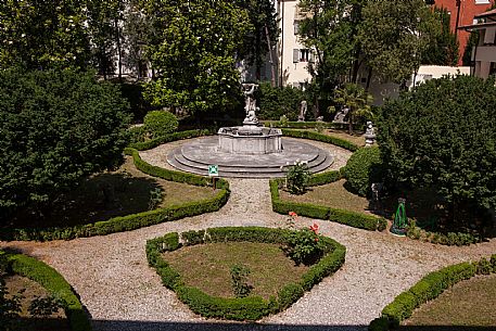 Gorizia - Garden Palazzo Attems Petzenstein