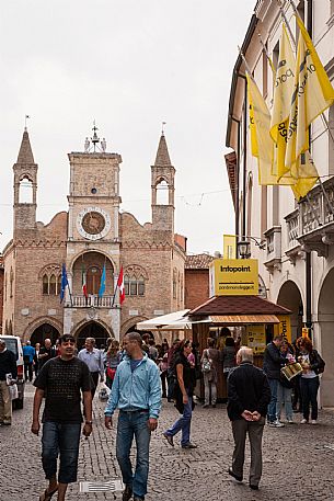 Pordenone Legge