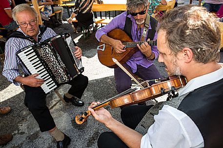 Frisanco - Paesi Aperti