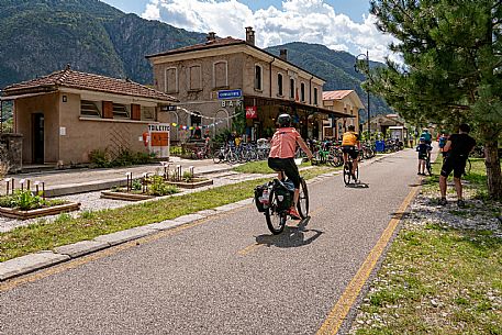 Alpe Adria cycle path - Tarvisio-Venzone-Finanziato dal Fondo europeo di sviluppo regionale e Interreg V-A Italia-Austria 2014-2020 progetto BIKE NAT