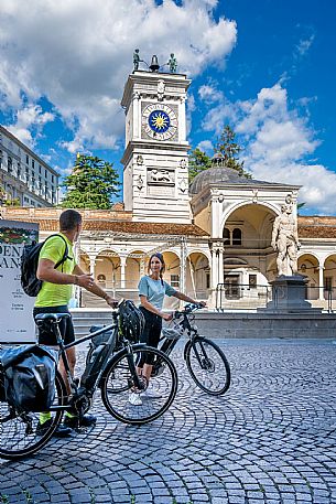 Alpe Adria cycle path - Venzone-Udine-Finanziato dal Fondo europeo di sviluppo regionale e Interreg V-A Italia-Austria 2014-2020 progetto BIKE NAT