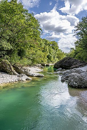 The Cascades of Crosis - Tarcento (Ud). The Cascades of Crosis - Tarcento (Ud).