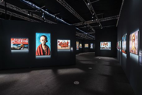 Steve Mc Curry Exhibition - Salone degli Incanti - Trieste