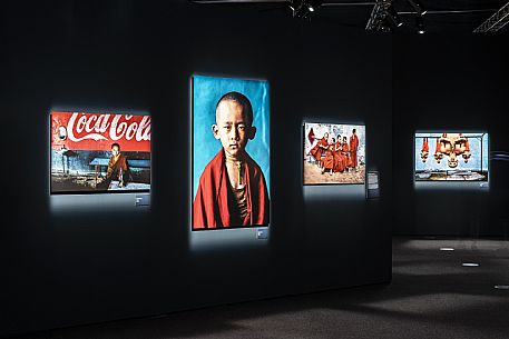 Steve Mc Curry Exhibition - Salone degli Incanti - Trieste