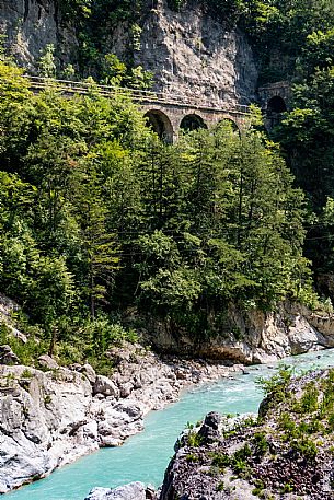 Alpe Adria cycle path - Tarvisio-Venzone-Finanziato dal Fondo europeo di sviluppo regionale e Interreg V-A Italia-Austria 2014-2020 progetto BIKE NAT