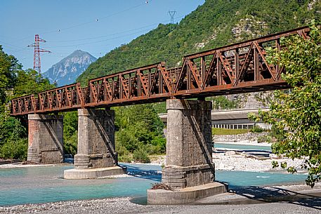 Alpe Adria cycle path - Tarvisio-Venzone-Finanziato dal Fondo europeo di sviluppo regionale e Interreg V-A Italia-Austria 2014-2020 progetto BIKE NAT